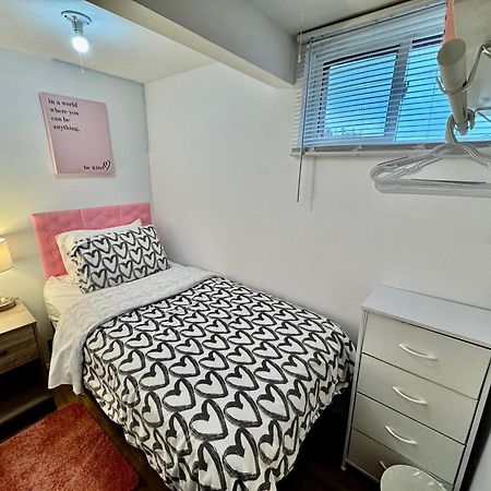 Tiny Private Room On The 1St Floor With Shared Bathroom Near Seatac Airport And Downtown 西雅图 外观 照片
