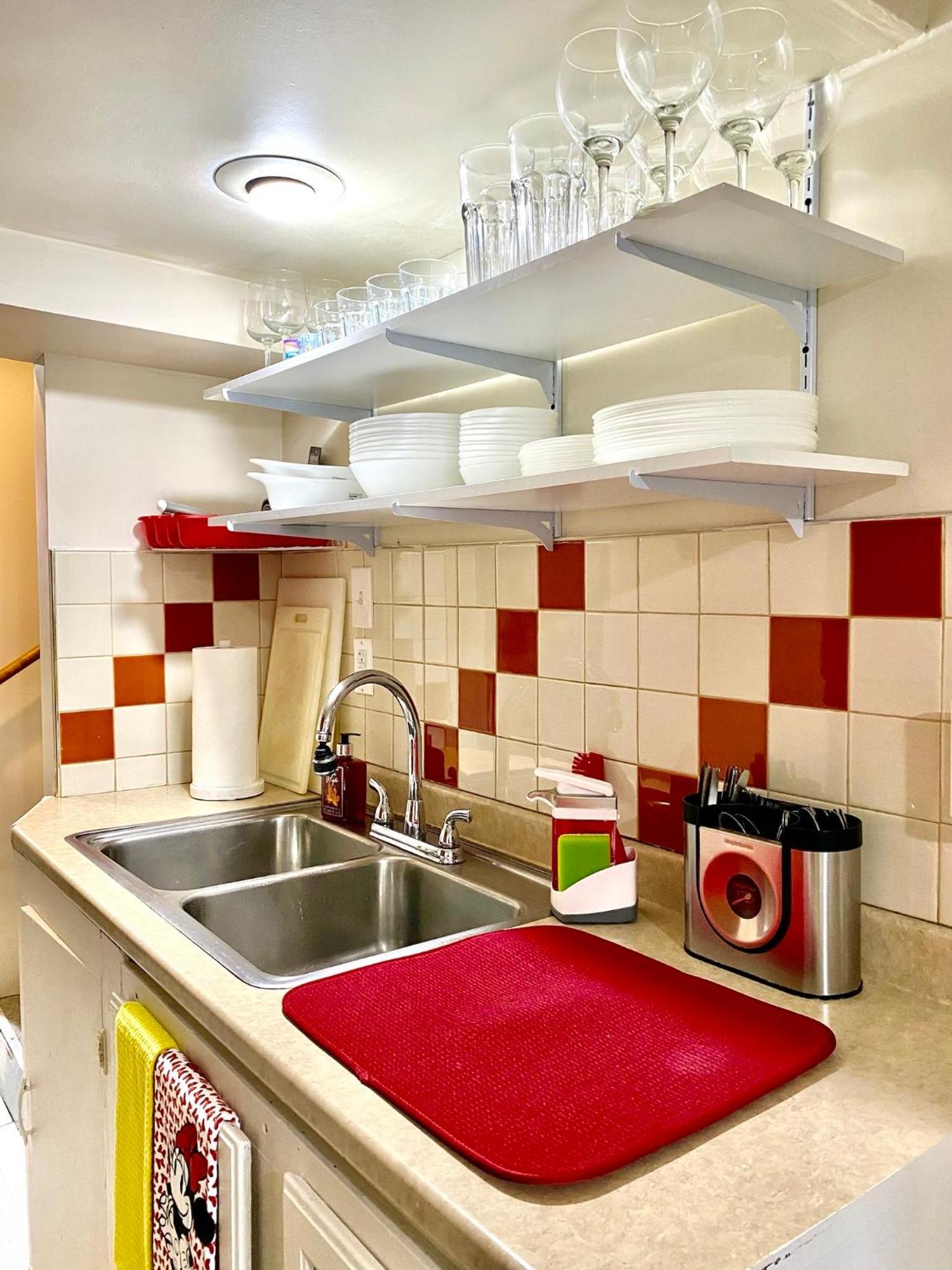 Tiny Private Room On The 1St Floor With Shared Bathroom Near Seatac Airport And Downtown 西雅图 外观 照片