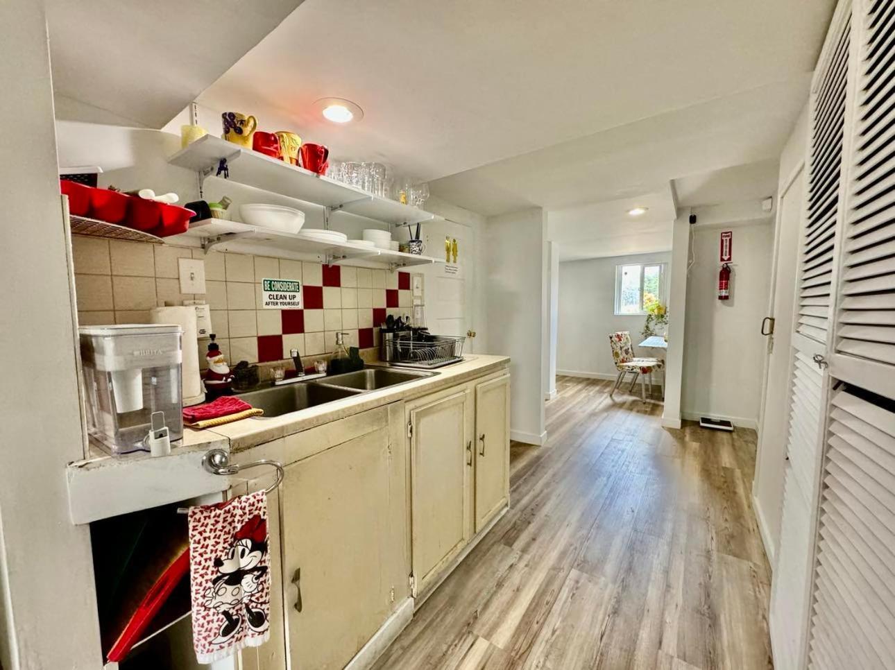 Tiny Private Room On The 1St Floor With Shared Bathroom Near Seatac Airport And Downtown 西雅图 外观 照片